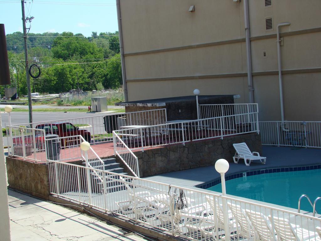 Holiday Terrace Inn - Pigeon Forge Exterior photo