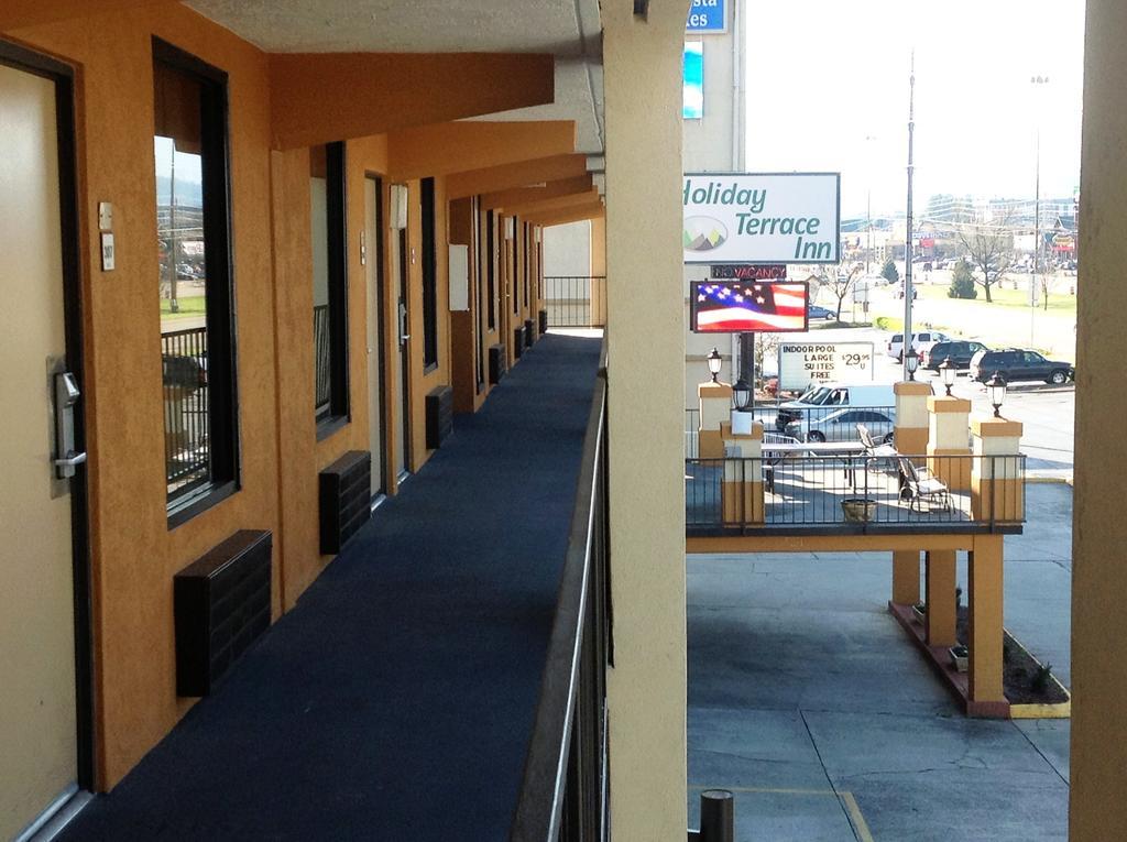 Holiday Terrace Inn - Pigeon Forge Exterior photo